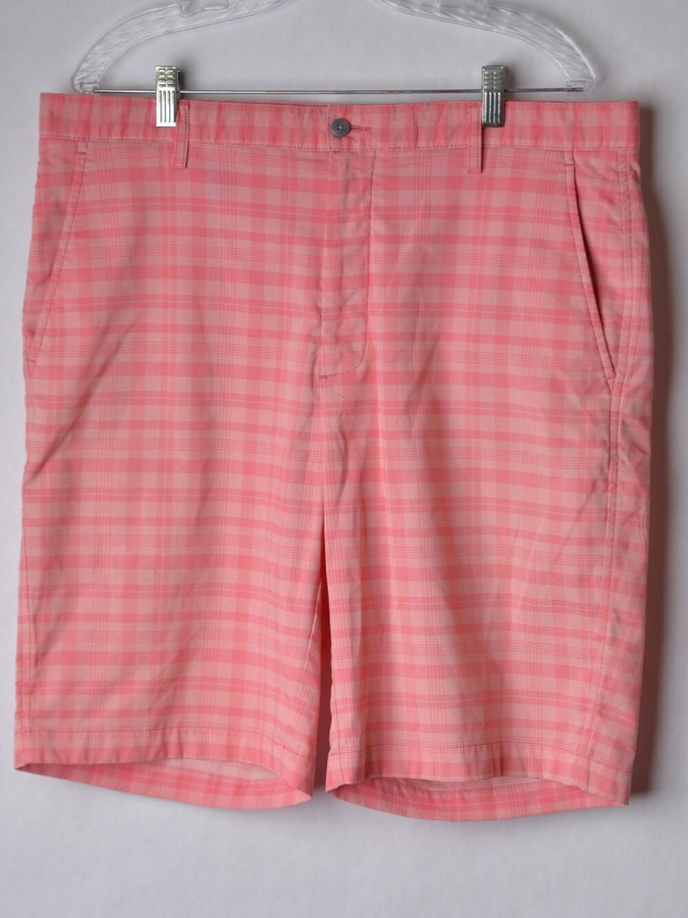 FootJoy Golf Shorts Men's Size 36 Pink Plaid Performance Lightweight Flat Front